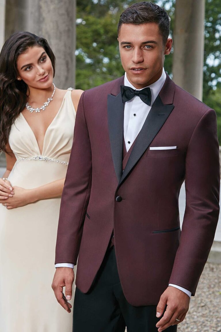 Quinceañera Tuxedo Rentals From Tuxedo Express in Ocala, Florida